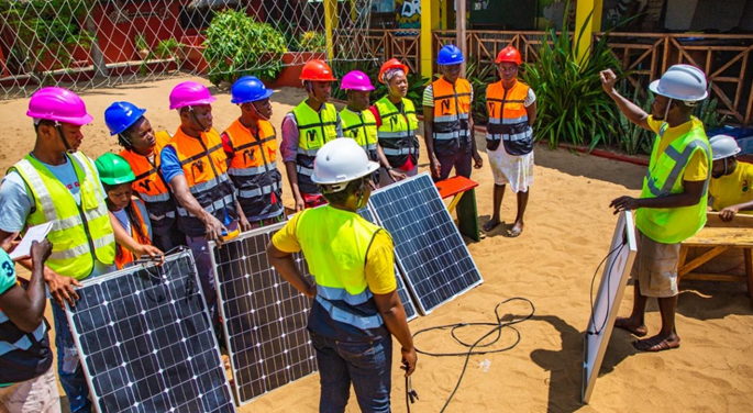 Dream Renewables students learning about sustainability and renewable energy in Ghana