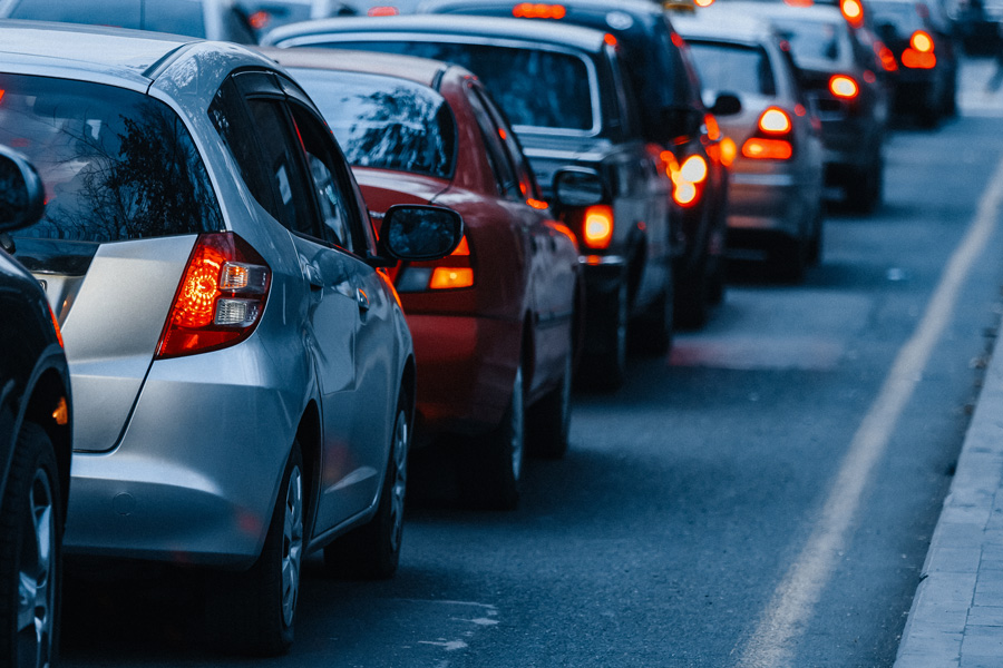 traffic jam ezoo electric car subscription